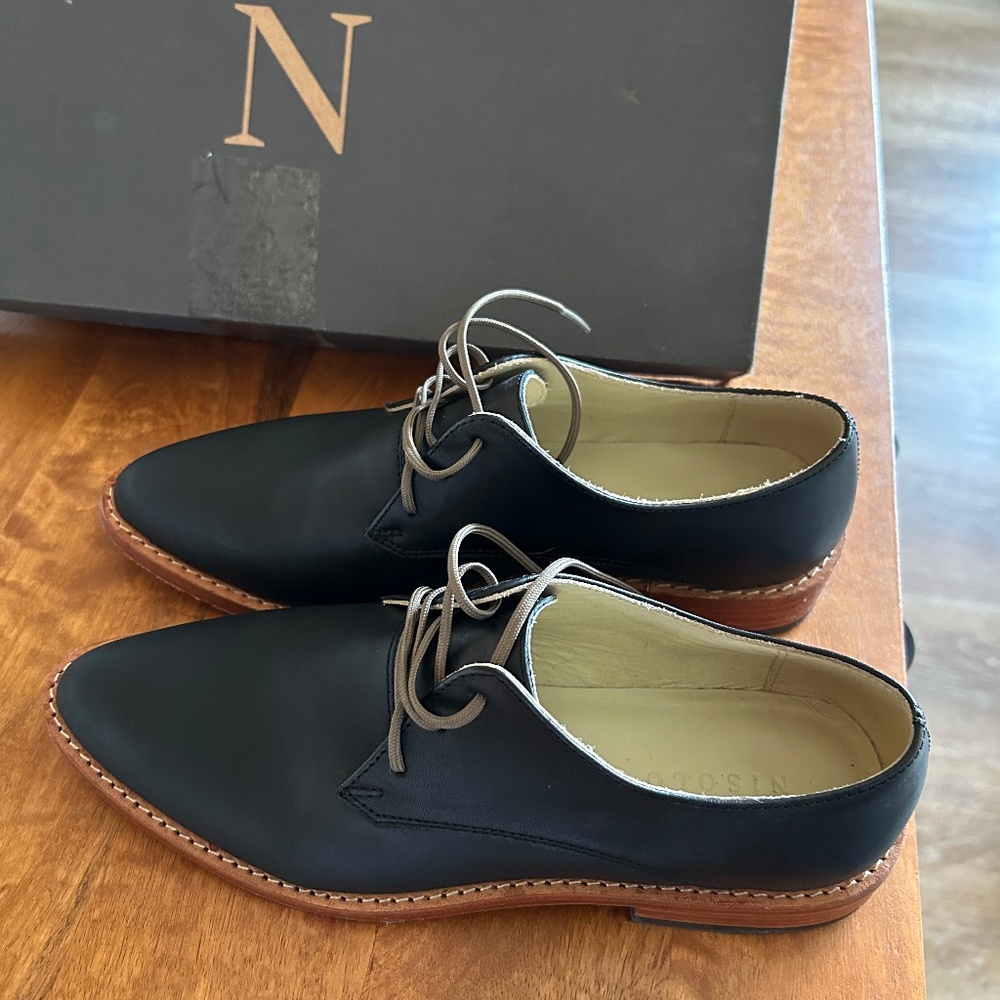 Nisolo James Oxford Black